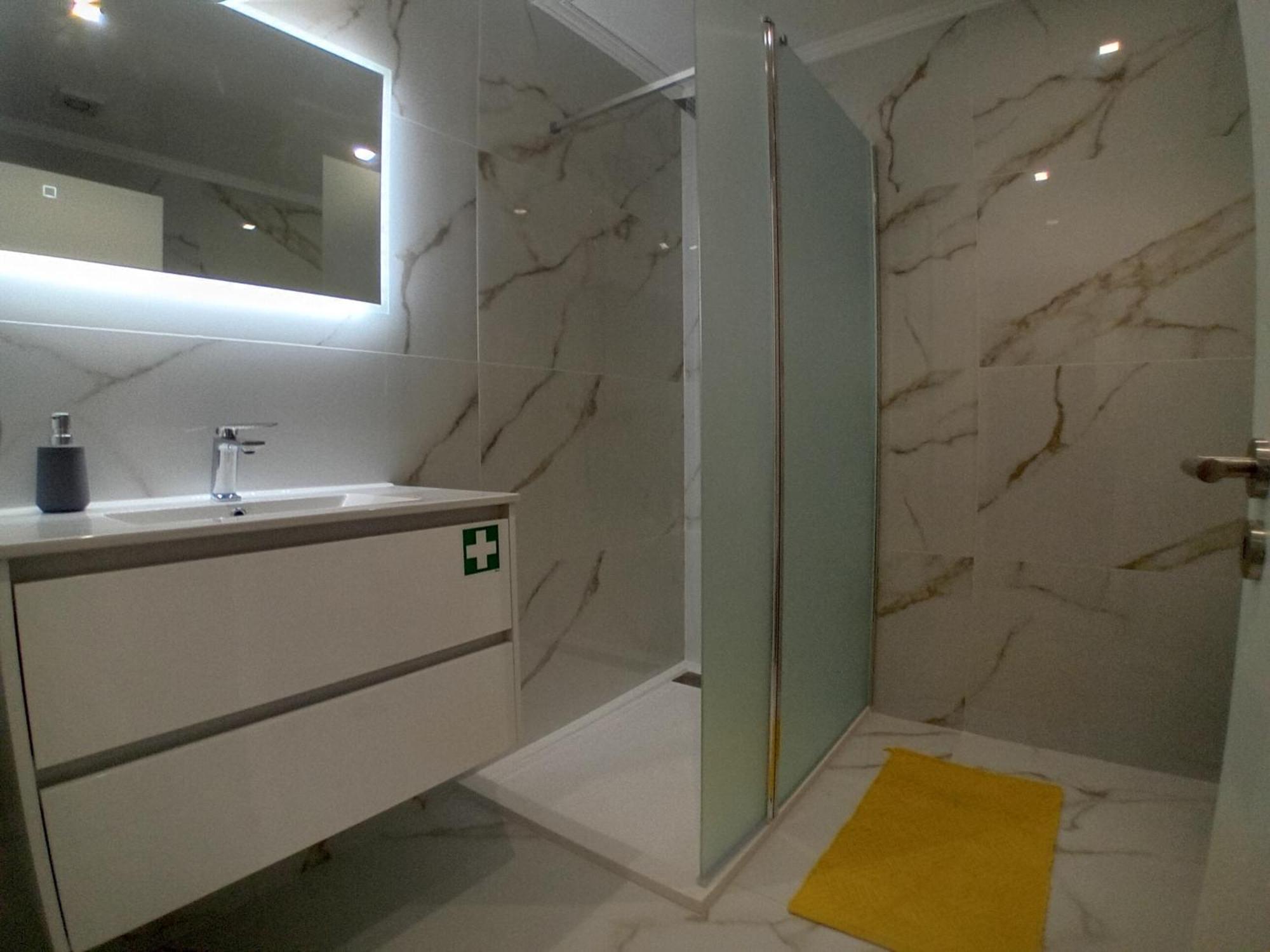Living Caboqueira Appartement Funchal  Buitenkant foto